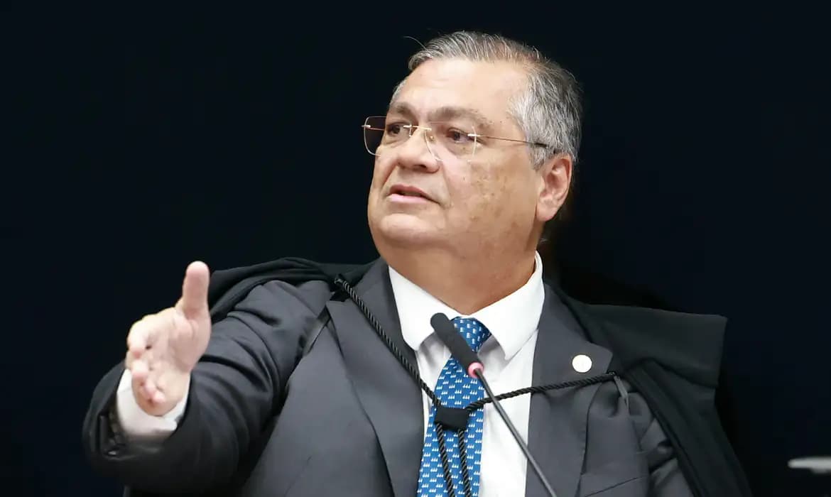 STF: Ministro Flávio Dino anula emendas indicadas por dirigentes sem mandato e ex-parlamentares
