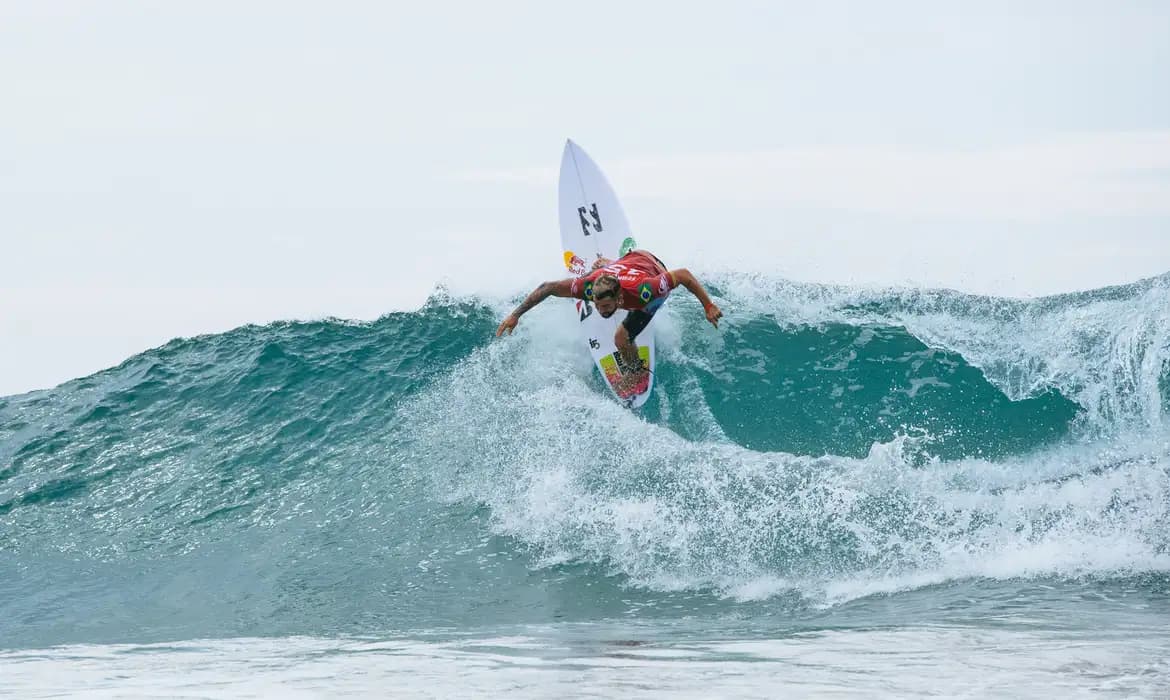 WSL Retira Etapa de Abu Dhabi do Circuito Mundial de Surfe Deste Ano por Questões Logísticas