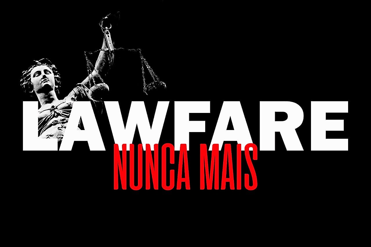 LAWFARENUNCAMAISREDEPELICANO