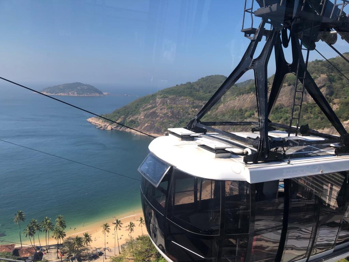 bondinho pao de acucar completa 110 anos