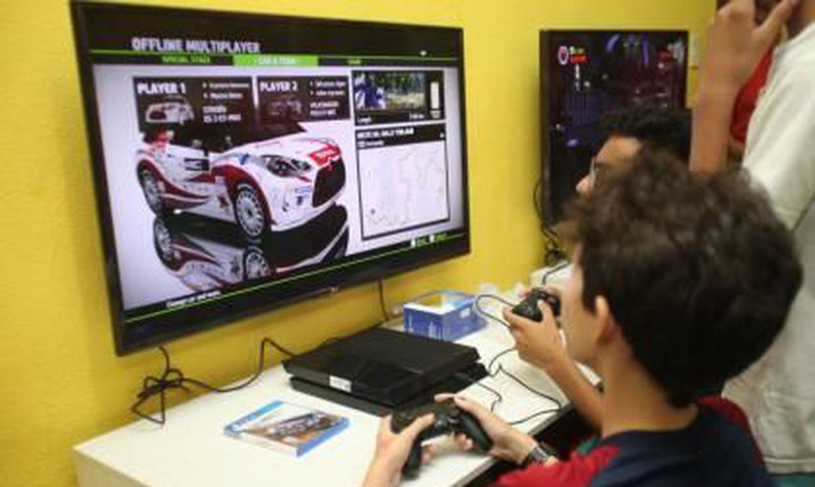 Um Em Cada Dez Pais Le Termos De Consentimento De Jogos Diz Pesquisa