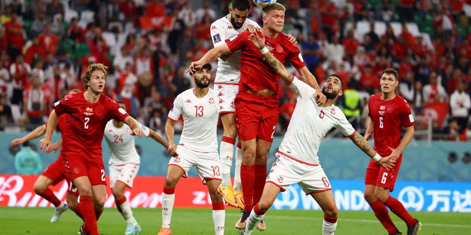 copa dinamarca e tunisia nao saem do 0 a 0 na estreia pelo grupo d