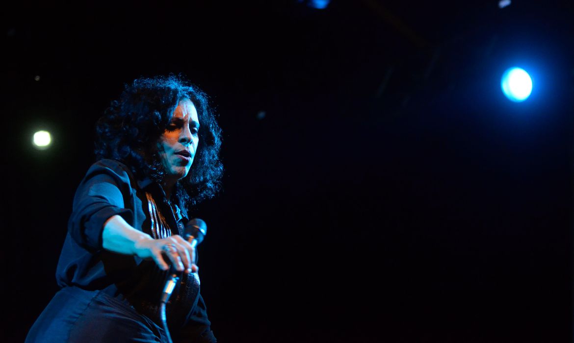 Radio Nacional Presta Tributo A Cantora Gal Costa Nesta Quarta Feira