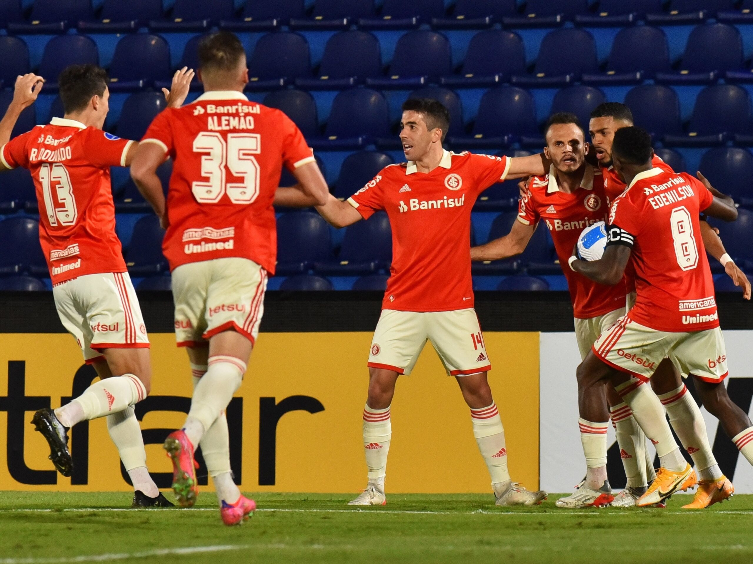 wanderson sousa do internacional comemora gol contra o guairena pela copa sul americana 1651794414725 v2 4x3