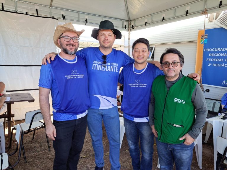 SEGUNDA ETAPA DO JEF ITINERANTE FLUVIAL DO RIO PARAGUAI ATENDE RIBEIRINHOS DE PORTO MORRINHO